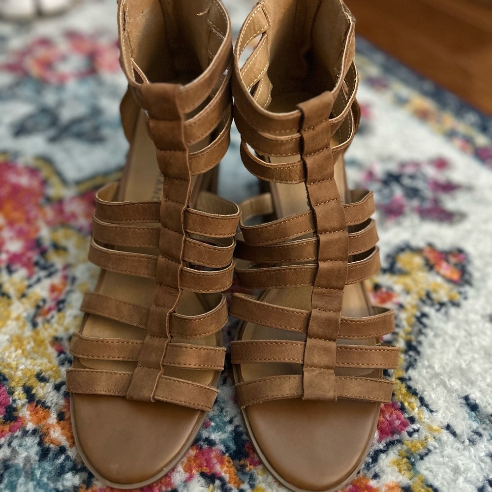 Lucky Brand Brown Gladiator Sandals